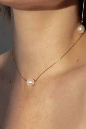 Isla Pearl Necklace